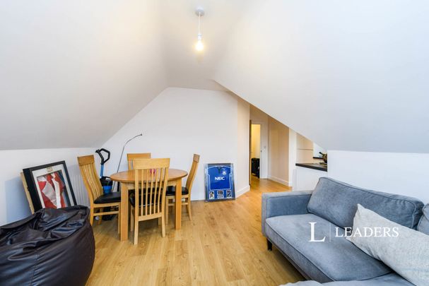 1 bedroom apartment to rent Reigate Hill, Reigate, Surrey, RH2 - Photo 1