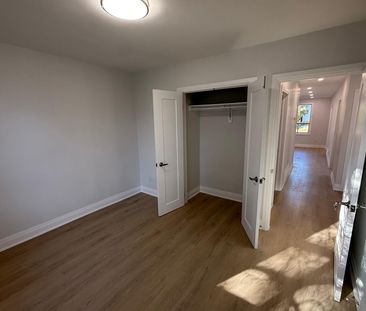 For Lease - 156 Westside Drive Unit# MAIN, Oakville, Ontario - Photo 5