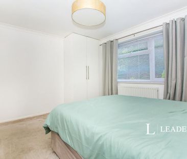 3 bedroom bungalow to rent - Photo 2