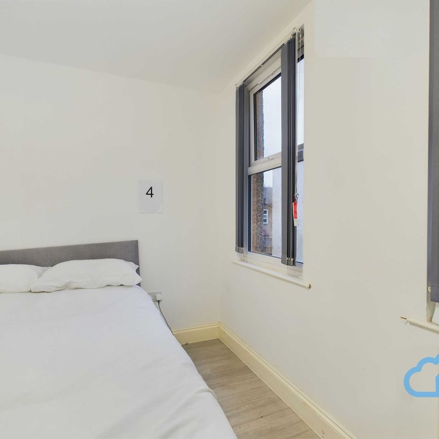 RM4 Halley Road | Newham | London | E12 6UE - Photo 1