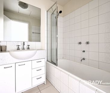1208/455 Elizabeth Street, Melbourne - Photo 6