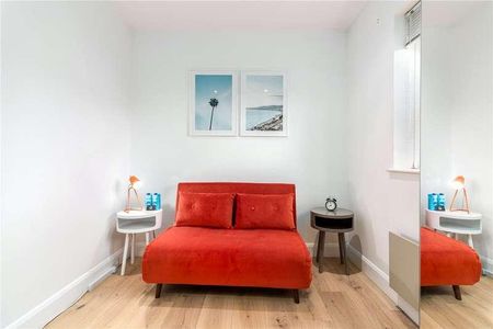 Fuller Close, London, E2 - Photo 5