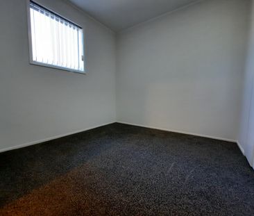 Unique 2b/2b Apartment - Photo 2