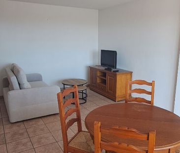 Location Appartement 2 pièces 47m² - Photo 2