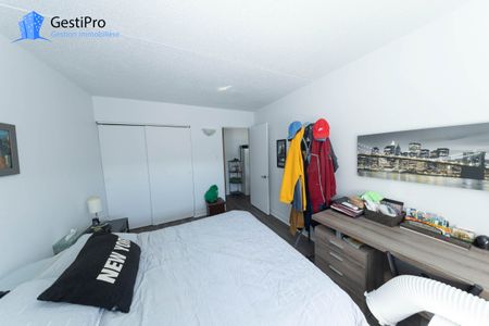 1805 de Grandville - Photo 2