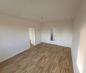 2-Raum Wohnung mit Balkon und Kamin - Photo 1