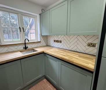 4 bedroom detached house to rent - Photo 6