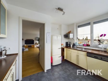 3-Zimmer Wohnung mit großer Dachterrasse in beliebter Lage - Photo 4