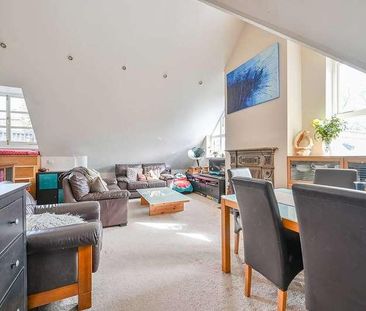 St Raphaels House, Ealing, W5 - Photo 1