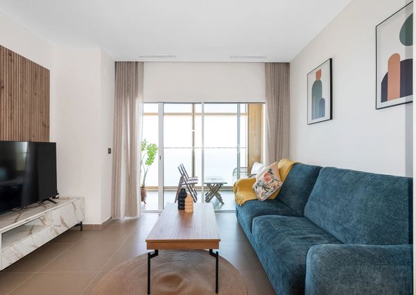 Stunning Flat with Sea Views in Poniente Beach