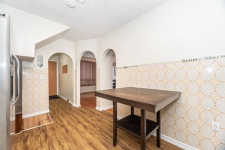 For Lease - 163 Connaught Avenue, Hamilton, Ontario - Photo 3