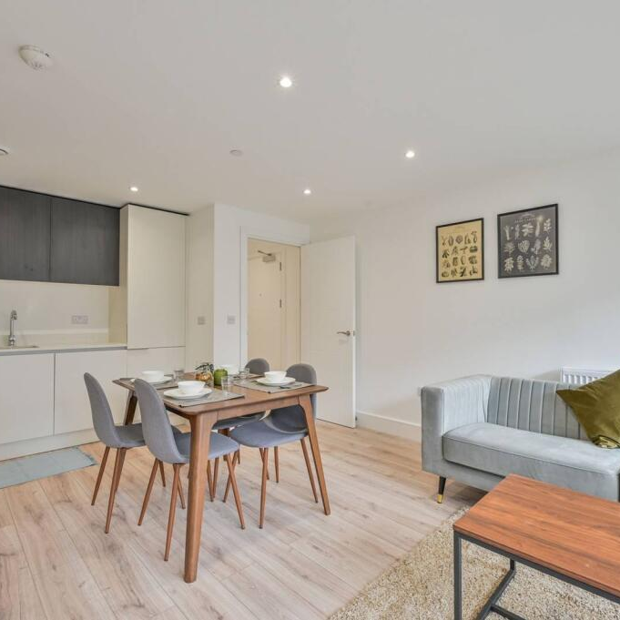 1 bedroom apartment to rent - Photo 1