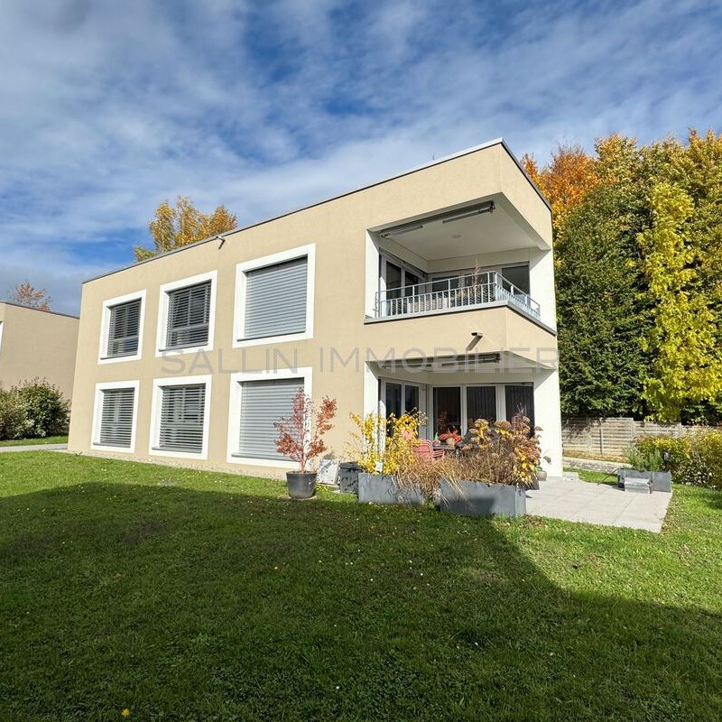 Spacieux appartement de 4½ pces au 1er étage avec pl. parc intérieure - Foto 1