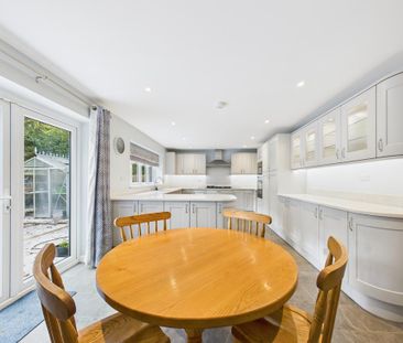 5 bedroom bungalow to rent - Photo 6