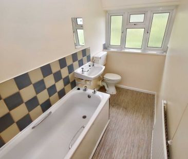 2 bed Flat for rent - Photo 1