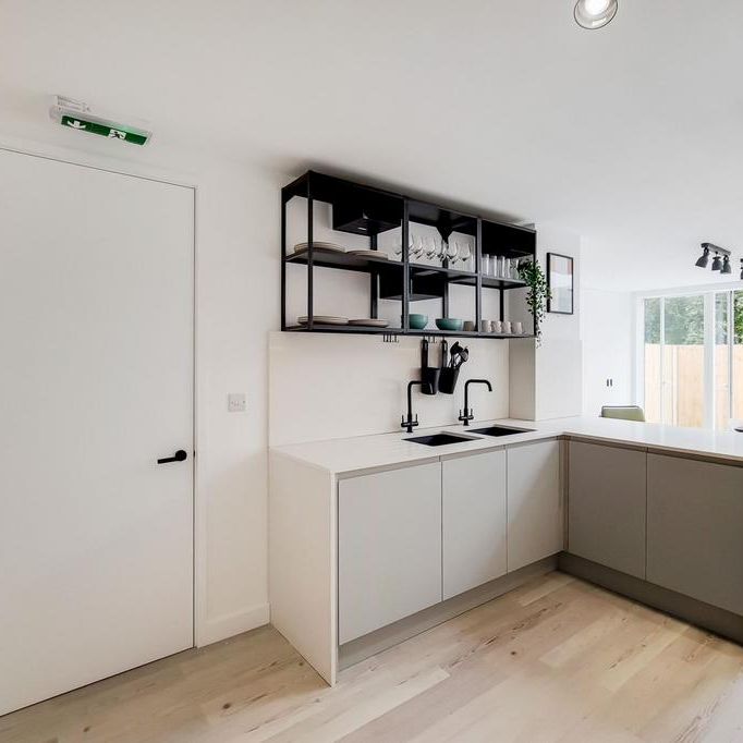 1 bedroom house of multiple occupation to rent - Photo 1
