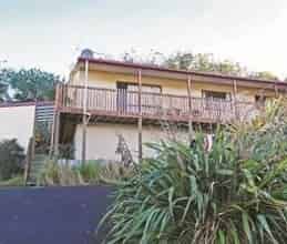 4BR house in Dalmore with great views - Photo 5