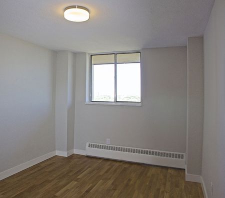 230 Oak Street - Photo 3