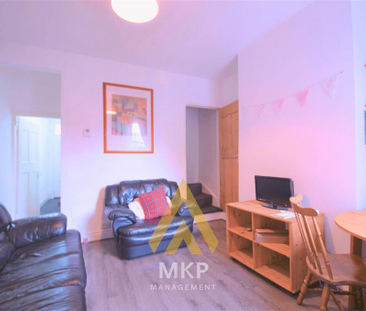 3 bedroom terraced house to rent - Photo 4