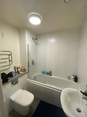 2 bedroom house share to rent - Photo 1