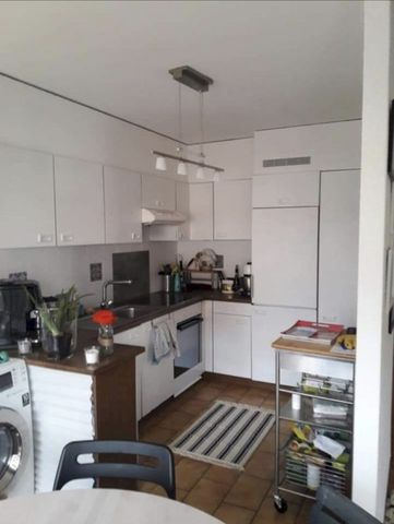 Dans un petit immeuble à Gland, à louer, appartement de 2,5 pièces au rez - Photo 5