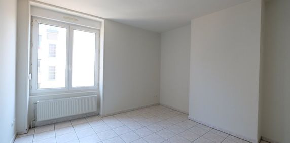 APPARTEMENT T3 A LOUER - Photo 2
