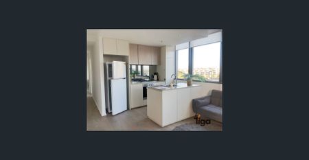 Stunning Two Bedroom Partly Furnished Apartment With Water View - Photo 5