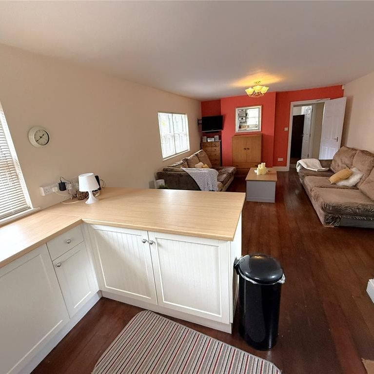 3 bedroom maisonette to rent - Photo 1