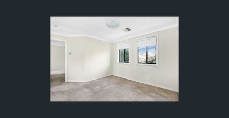 Large Townhouse in convenient Location - Photo 2