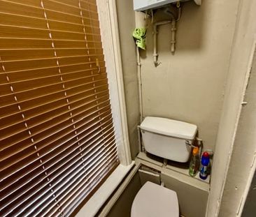 Room in a Shared House, Ravenscroft Road, W4 - Photo 1