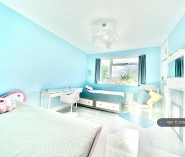 5 bedroom semi-detached house to rent - Photo 5