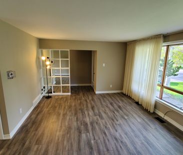 For Lease - 169 Yorkview Drive Unit# 1, Toronto, Ontario - Photo 5