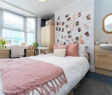 5 bedroom terraced house to rent - Photo 4