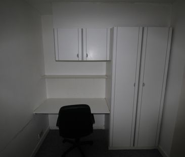 2 Bedroom Apartment - Photo 2