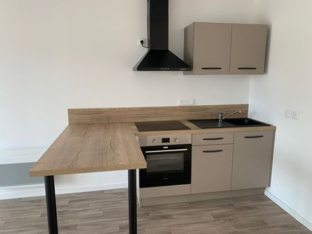 Location Appartement 2 pièces 47m² - Photo 3