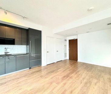 For Lease - 117 McMahon Drive Unit# 3707, Toronto, Ontario - Photo 3