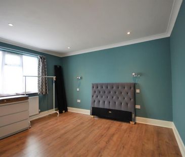 Reeves Avenue, Kingsbury, London, NW9 8LN - Photo 1