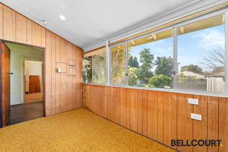 CHARACTER WITH BIG YARD! - Photo 3