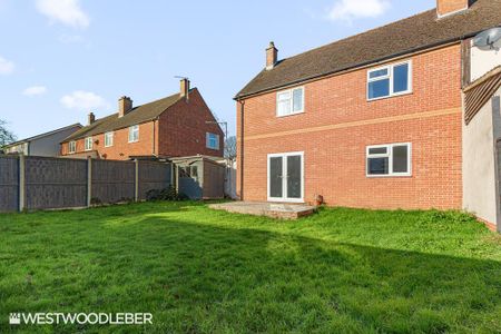 3 bedroom semi-detached house to rent - Photo 5