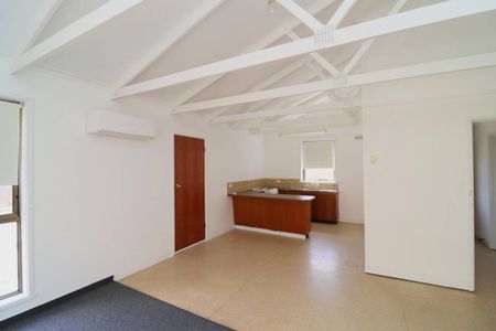 Situated On A Quiet Internal Block - Photo 2