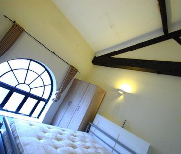 4 bedroom townhouse to rent - Photo 2
