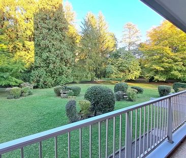 JACOB BELLECOMBETTE - T2 avec balcon et garage - Photo 4