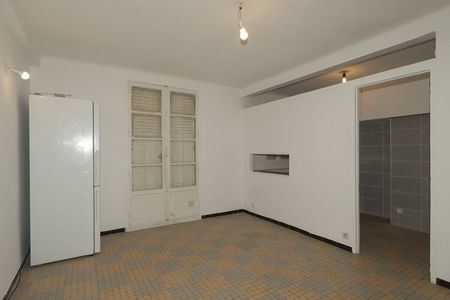 T3 - Photo 3