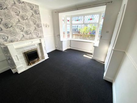 3 bedroom terraced house to rent - Photo 2