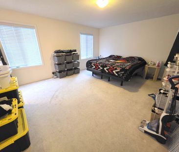 For Lease - 3033 Monarch Drive, Orillia, Ontario - Photo 5