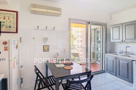 Location Appartement 2 pièces 63m² ANTIBES 06600 - Photo 4
