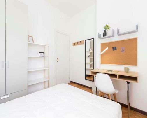 Via Giulio Ceradini, Milan, Lombardy 20129 - Photo 1