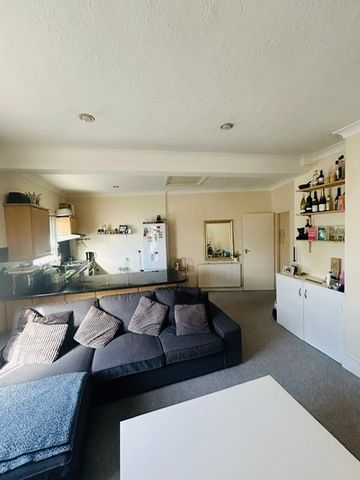 1 Bed Flat, Buckingham Place, BN1 - Photo 5
