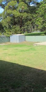 FAMILY HOME WITH LARGE YARD - Photo 4