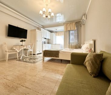 Studio modern de inchiriat Stefan Building, Mamaia Nord cu vedere l... - Fotografie 6